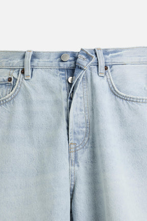 STRAIGHT-LEG DENIM BERMUDA SHORTS - Image 9