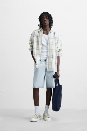 STRAIGHT-LEG DENIM BERMUDA SHORTS - Image 1