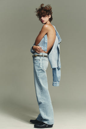 Wide-leg denim jeans