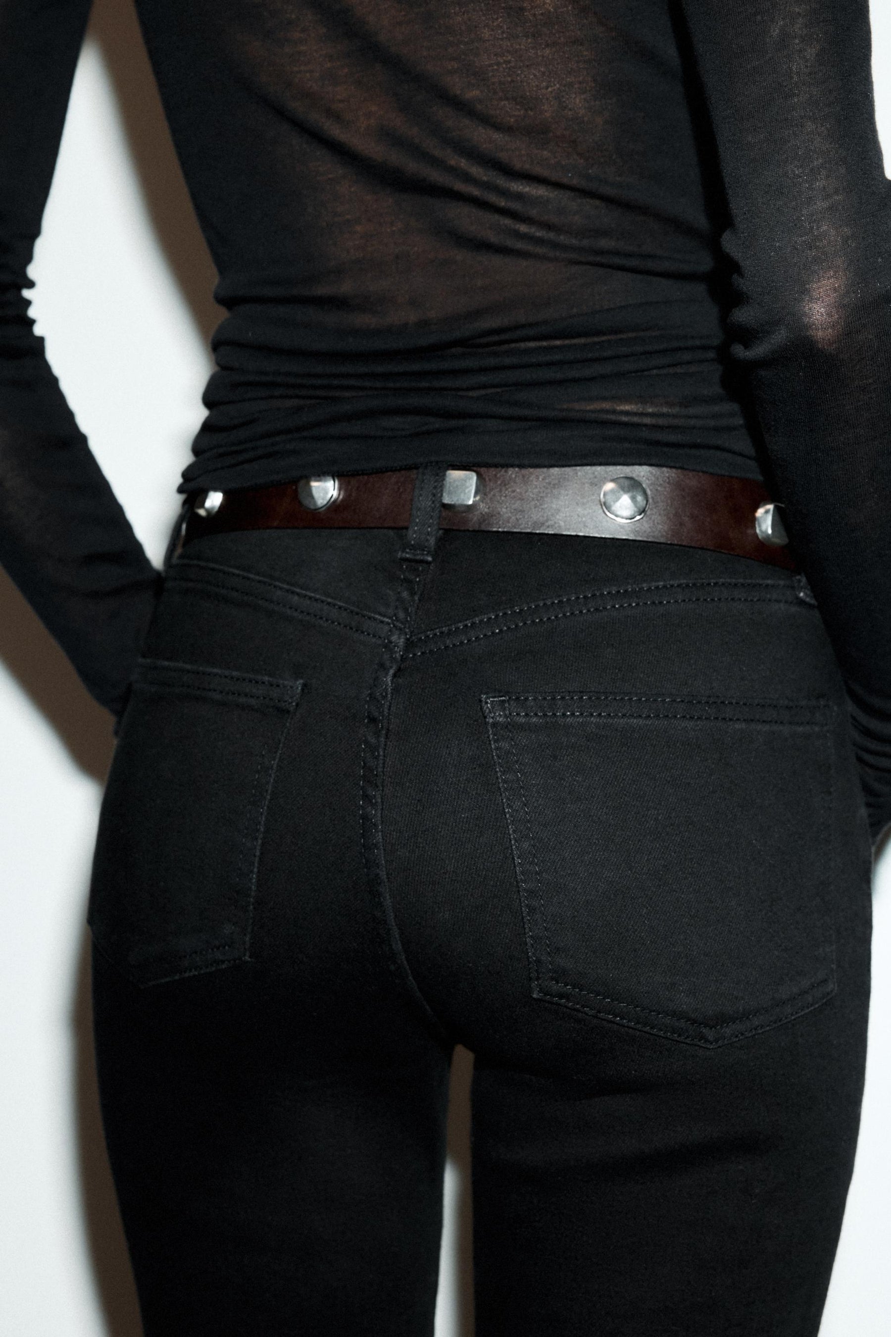 Cropped Flare High-Waist Jeans