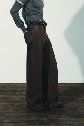 High-waist wide-leg jeans