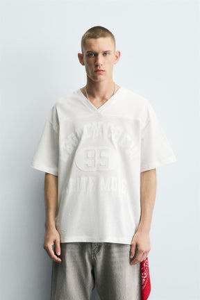 T-SHIRT WITH CONTRAST SLOGANS - Image 2