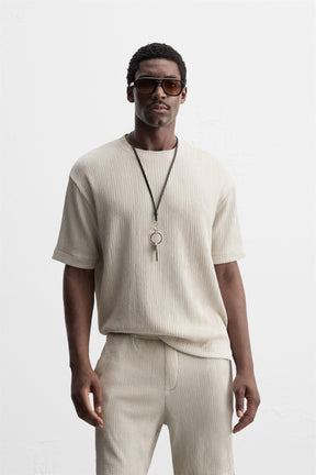 IRREGULAR TEXTURE T-SHIRT - Image 2