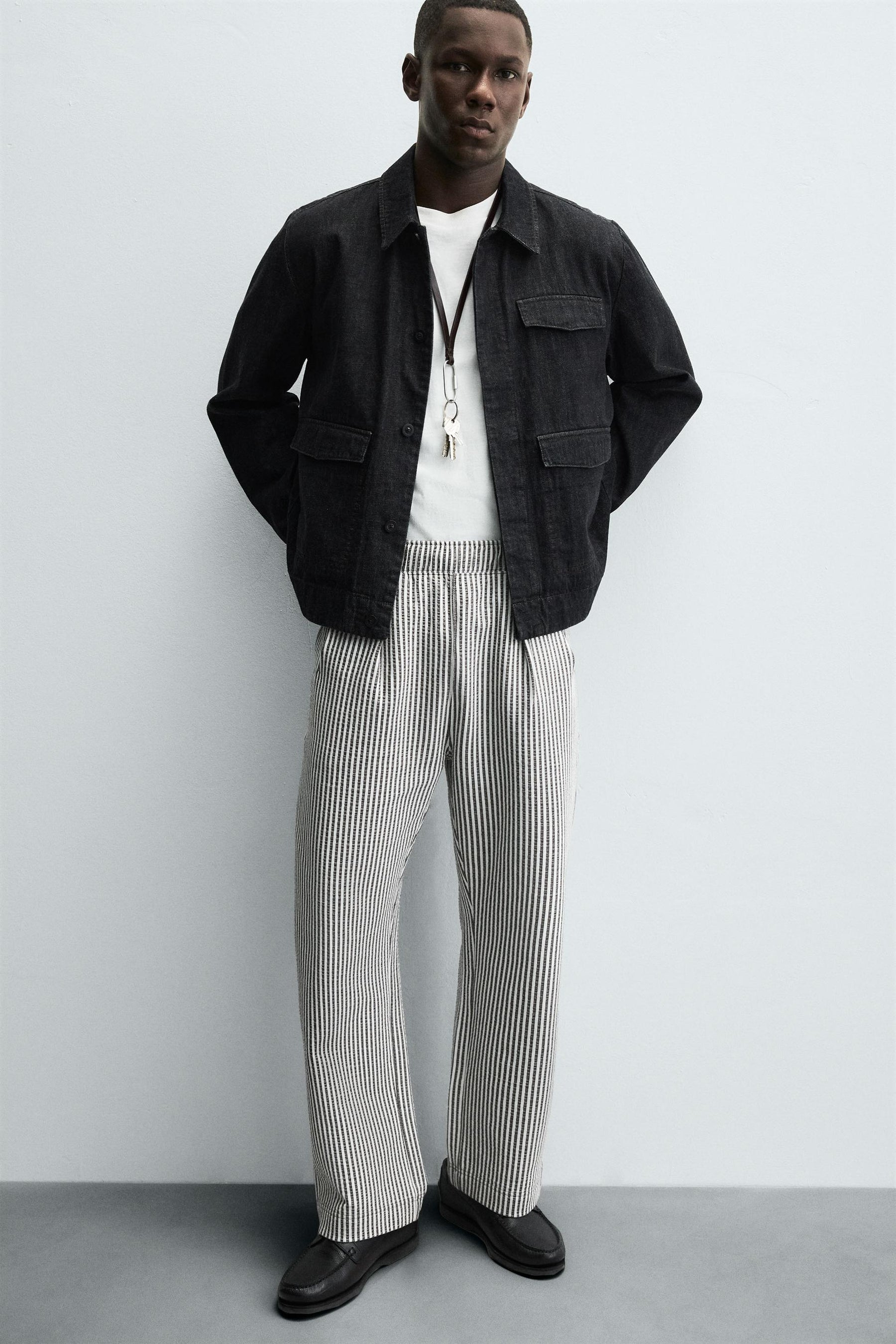 COMFORT STRIPED SEERSUCKER TROUSERS - Image 6