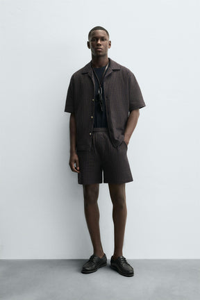 SEERSUCKER STRIPE COMFORT BERMUDA SHORTS - Image 1