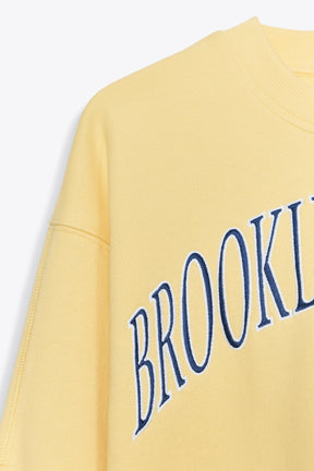 EMBROIDERED PLUSH SWEATSHIRT