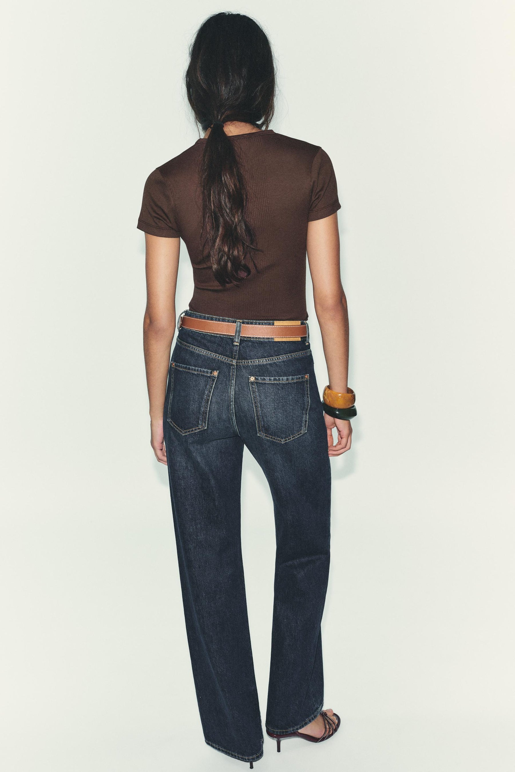 SHORT SLEEVE T-SHIRT