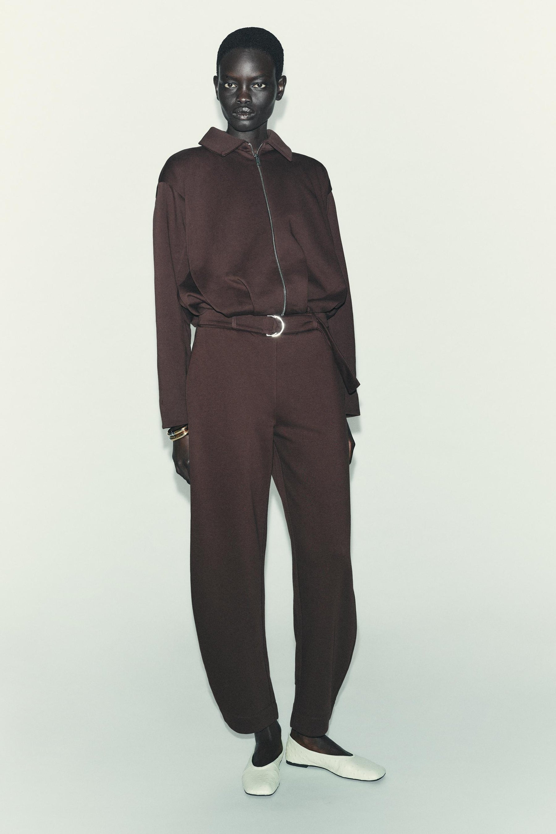 Belted Barrel Trousers