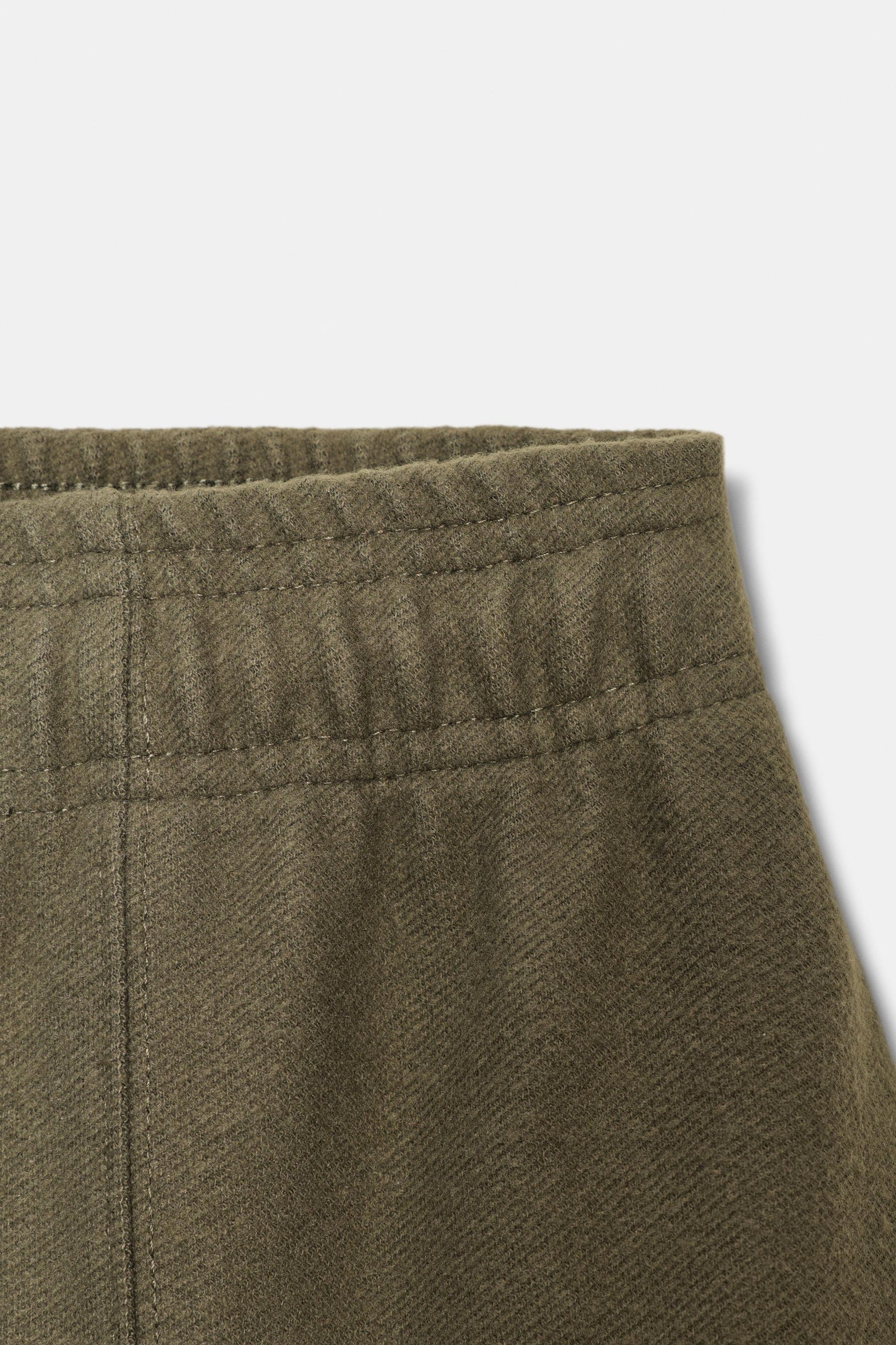 STRAIGHT-LEG TROUSERS