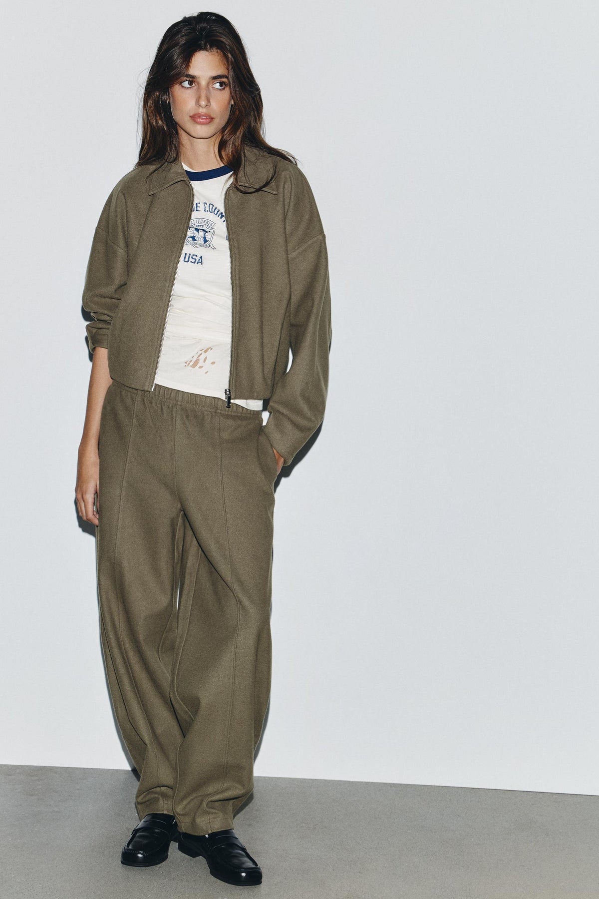 STRAIGHT-LEG TROUSERS