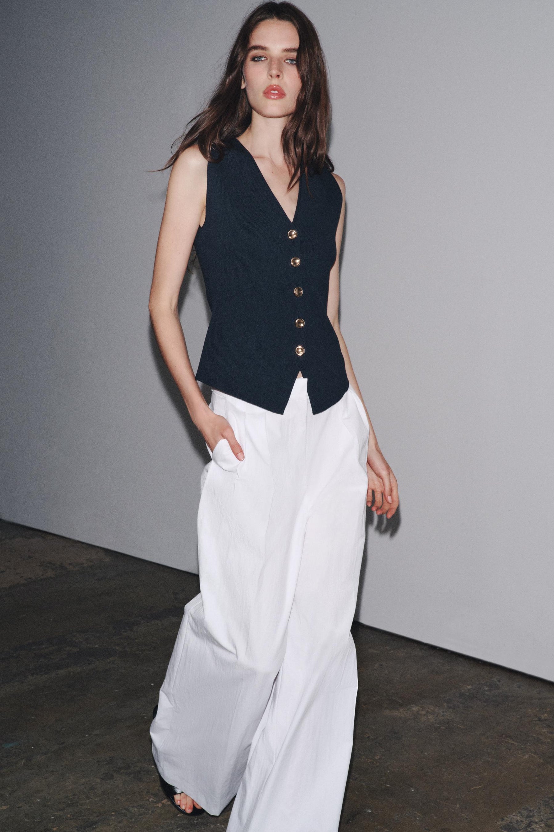 PLAIN KNIT WAISTCOAT - Image 3