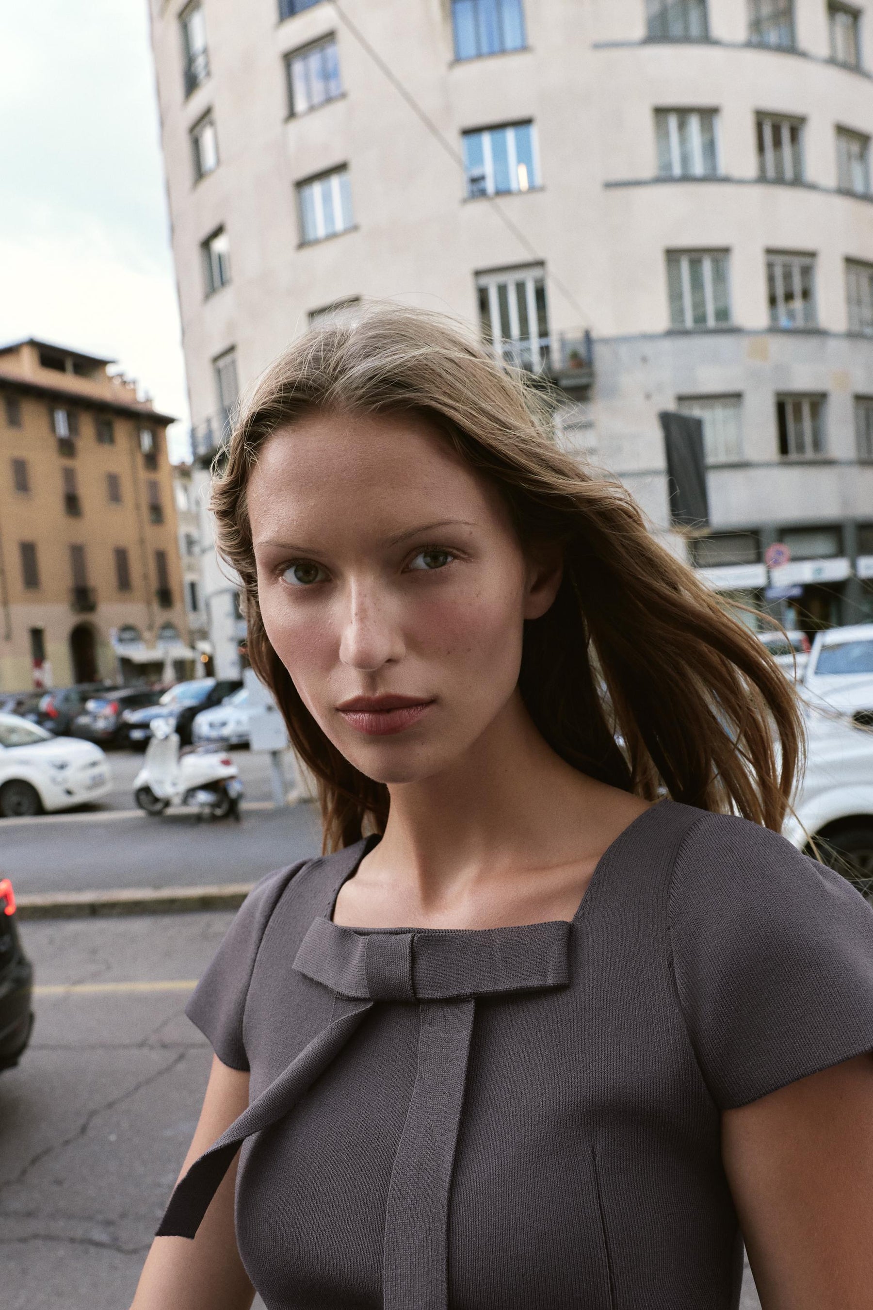 SHORT SLEEVE KNIT JUMPER WITH BOW - Image 4