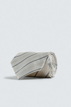 100% SILK STRIPED TIE - Image 3