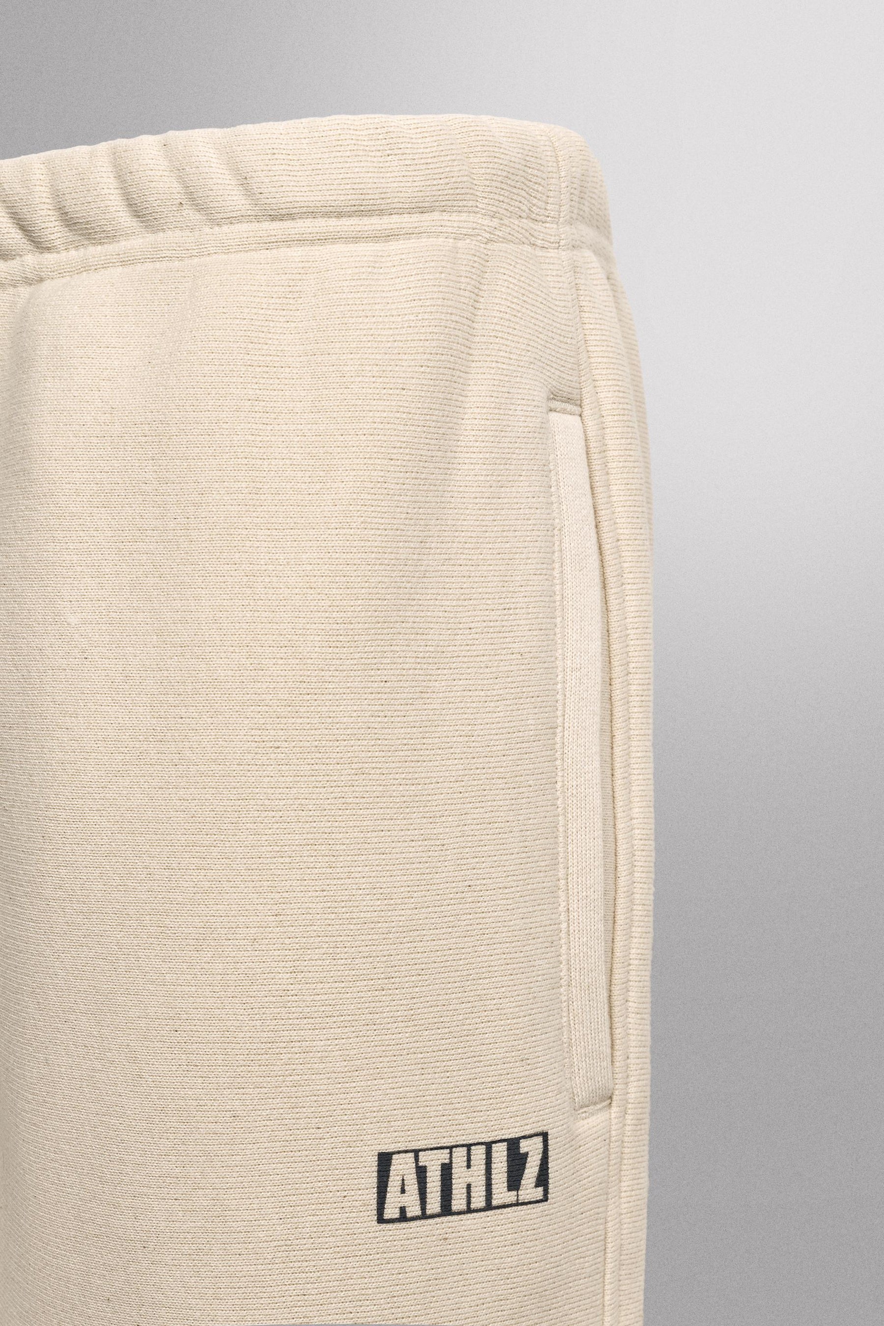 REGULAR FIT TRAINING JOGGERS - Image 4