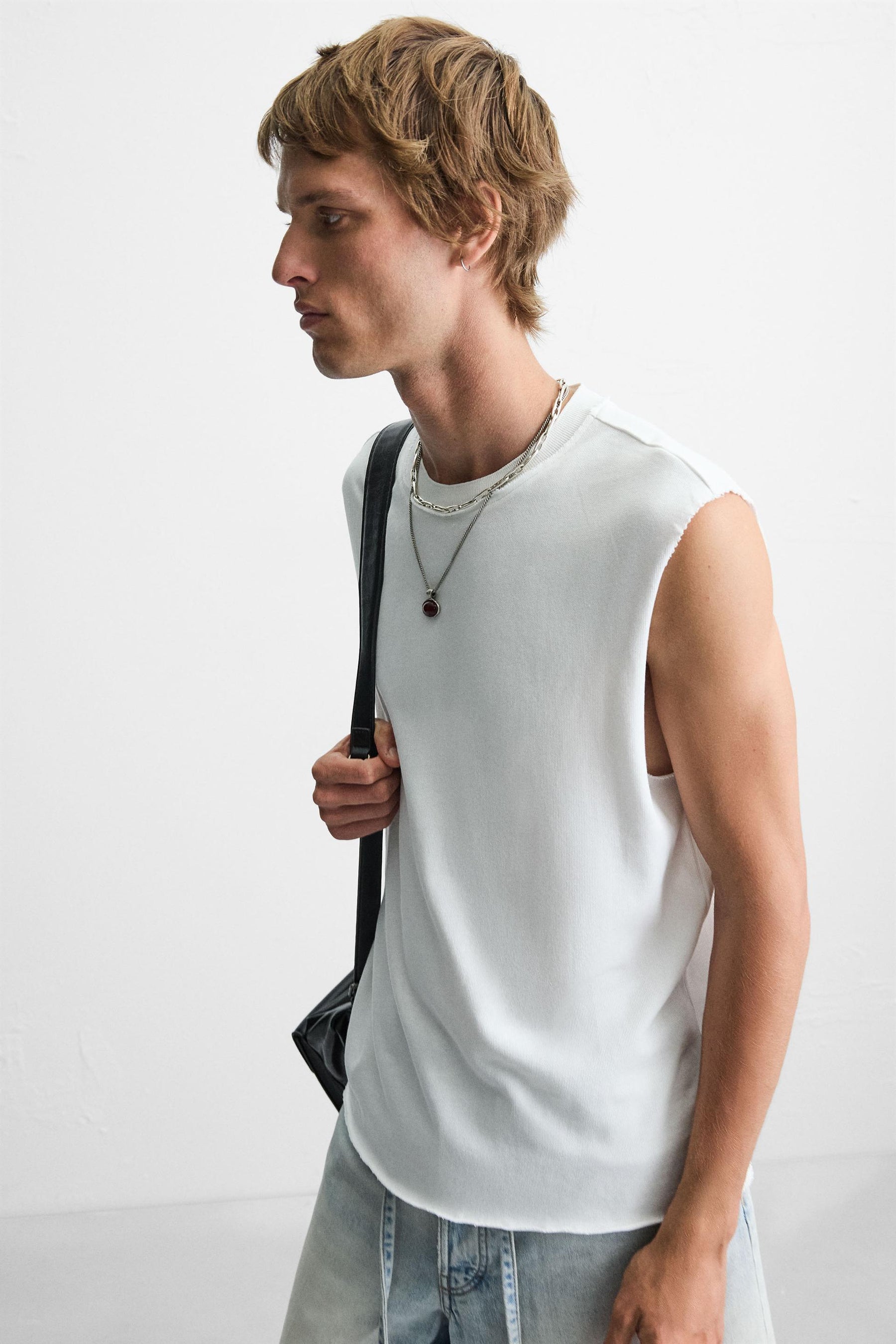 IRREGULAR KNIT TANK TOP - Image 5