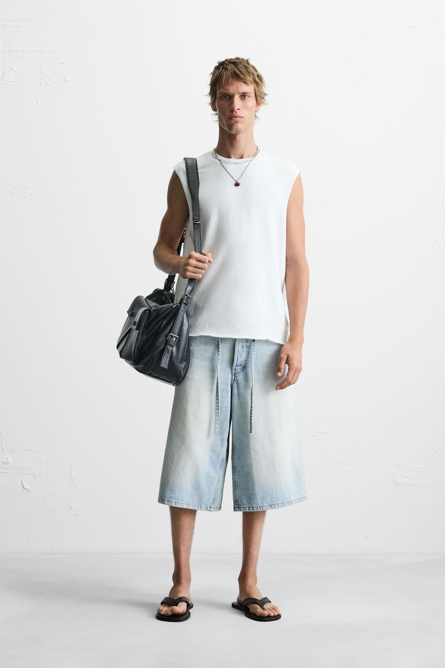 IRREGULAR KNIT TANK TOP - Image 1