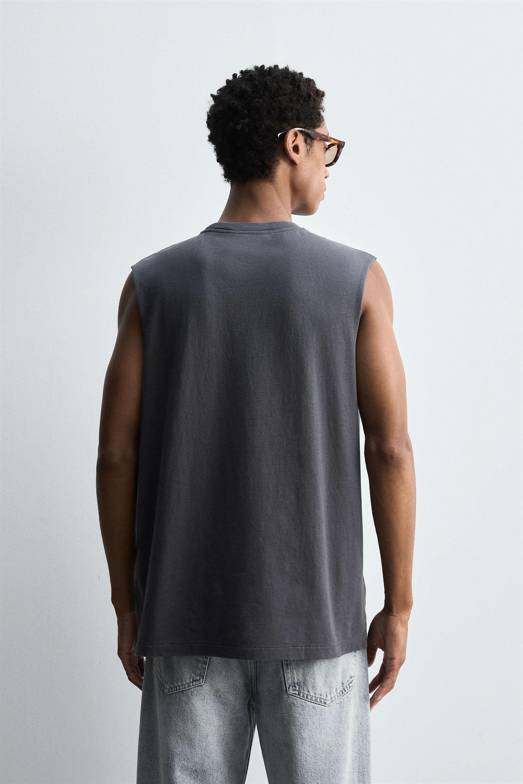 LIGHTWEIGHT TANK T-SHIRT - Image 3