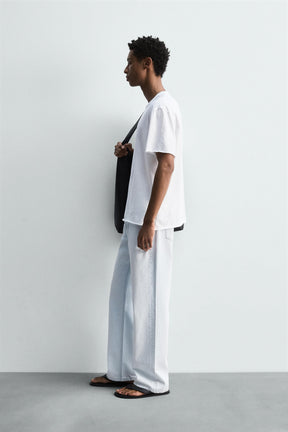 LIGHTWEIGHT IRREGULAR TRIM T-SHIRT - Image 4