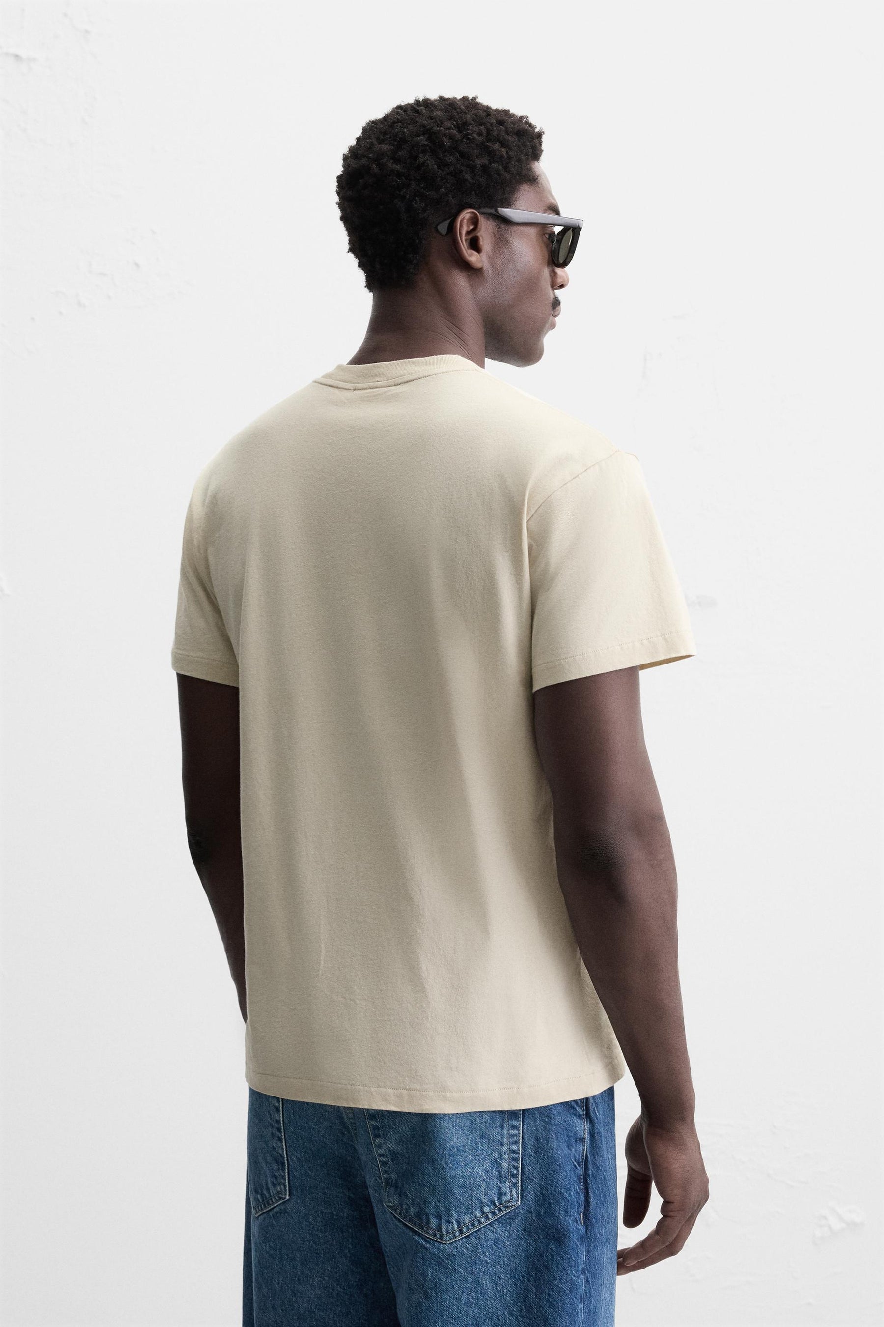 T-SHIRT WITH POCKET - Image 3