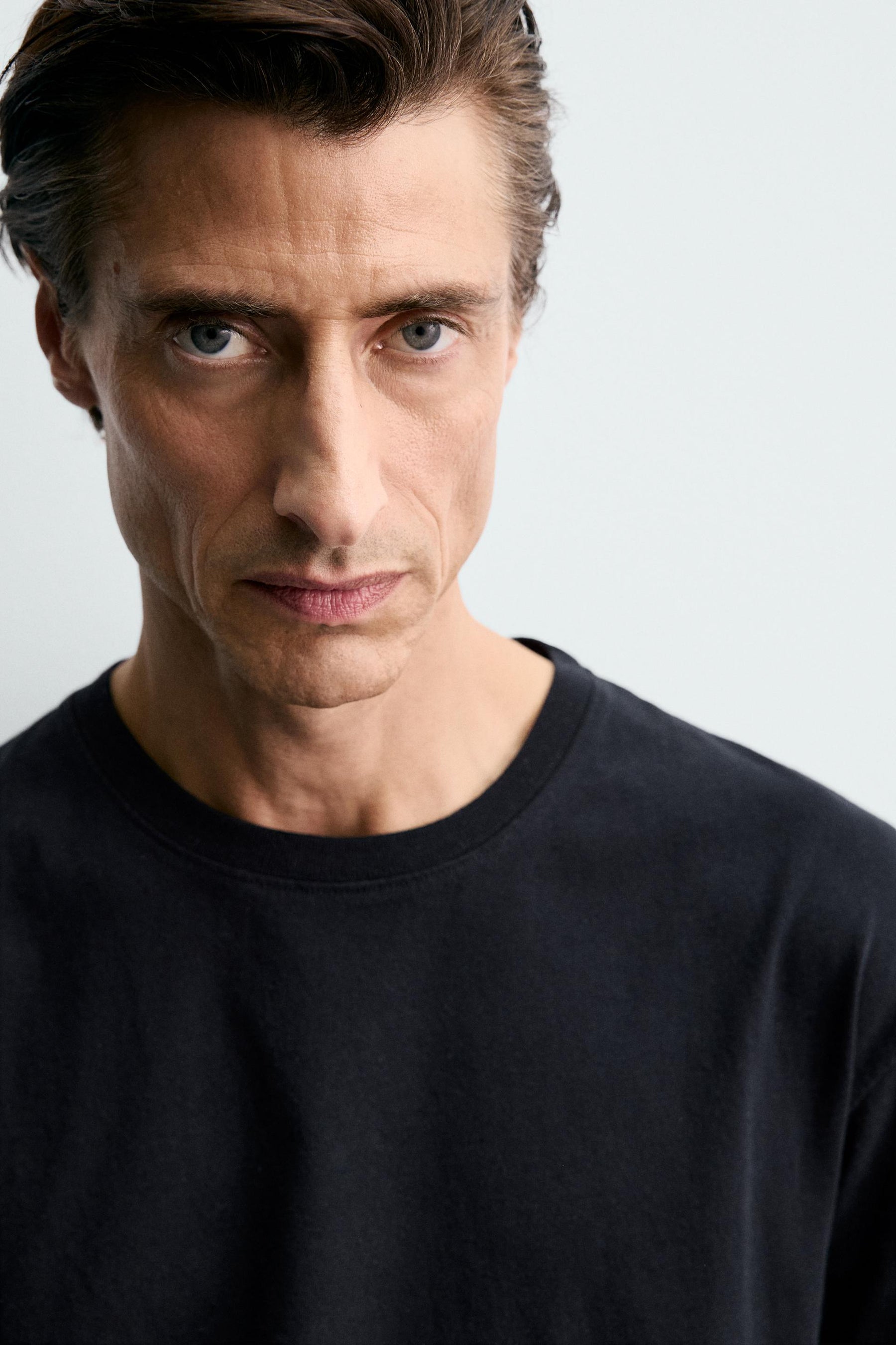 IRREGULAR FINISH T-SHIRT - Image 6