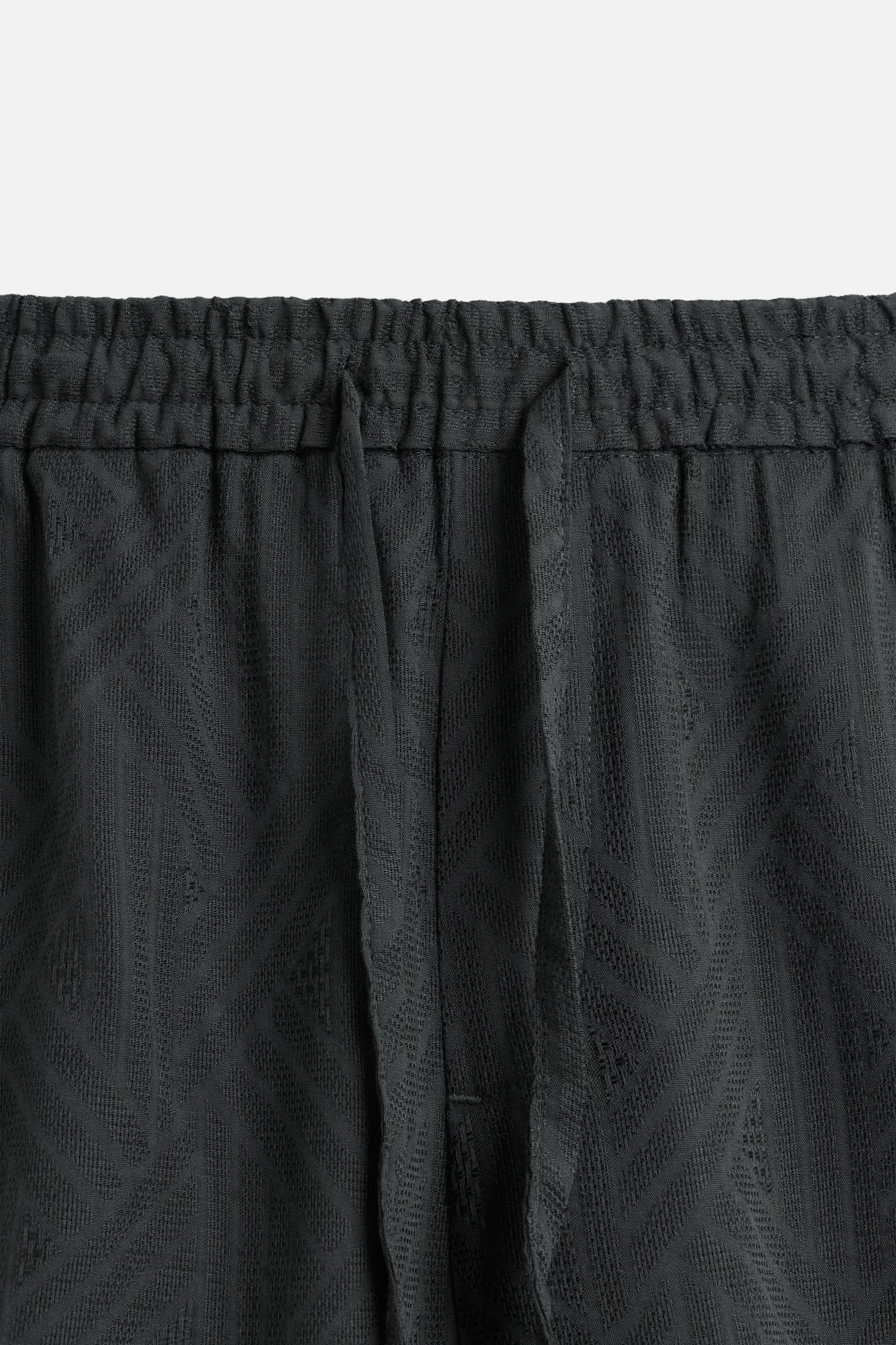 GEOMETRIC JACQUARD BERMUDA SHORTS - Image 9