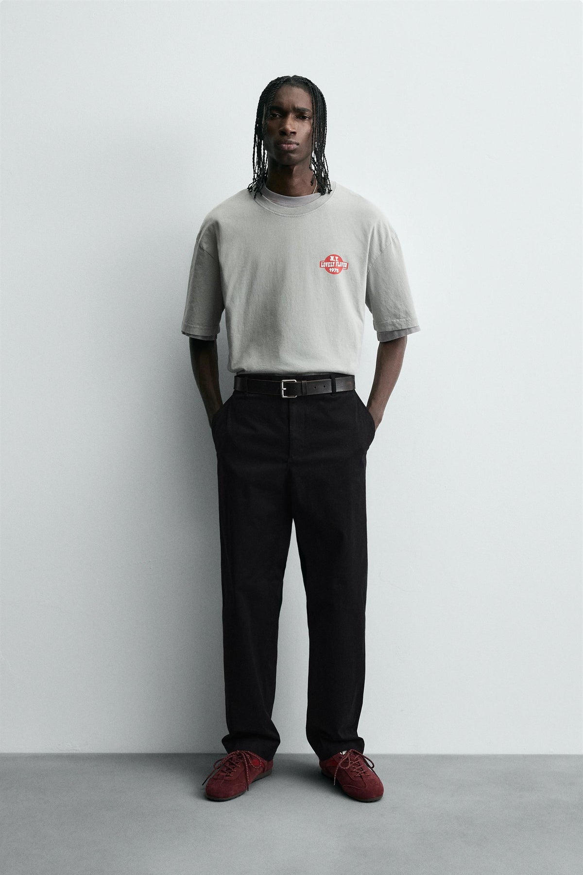 WASHED T-SHIRT WITH CONTRAST PRINT - Image 1