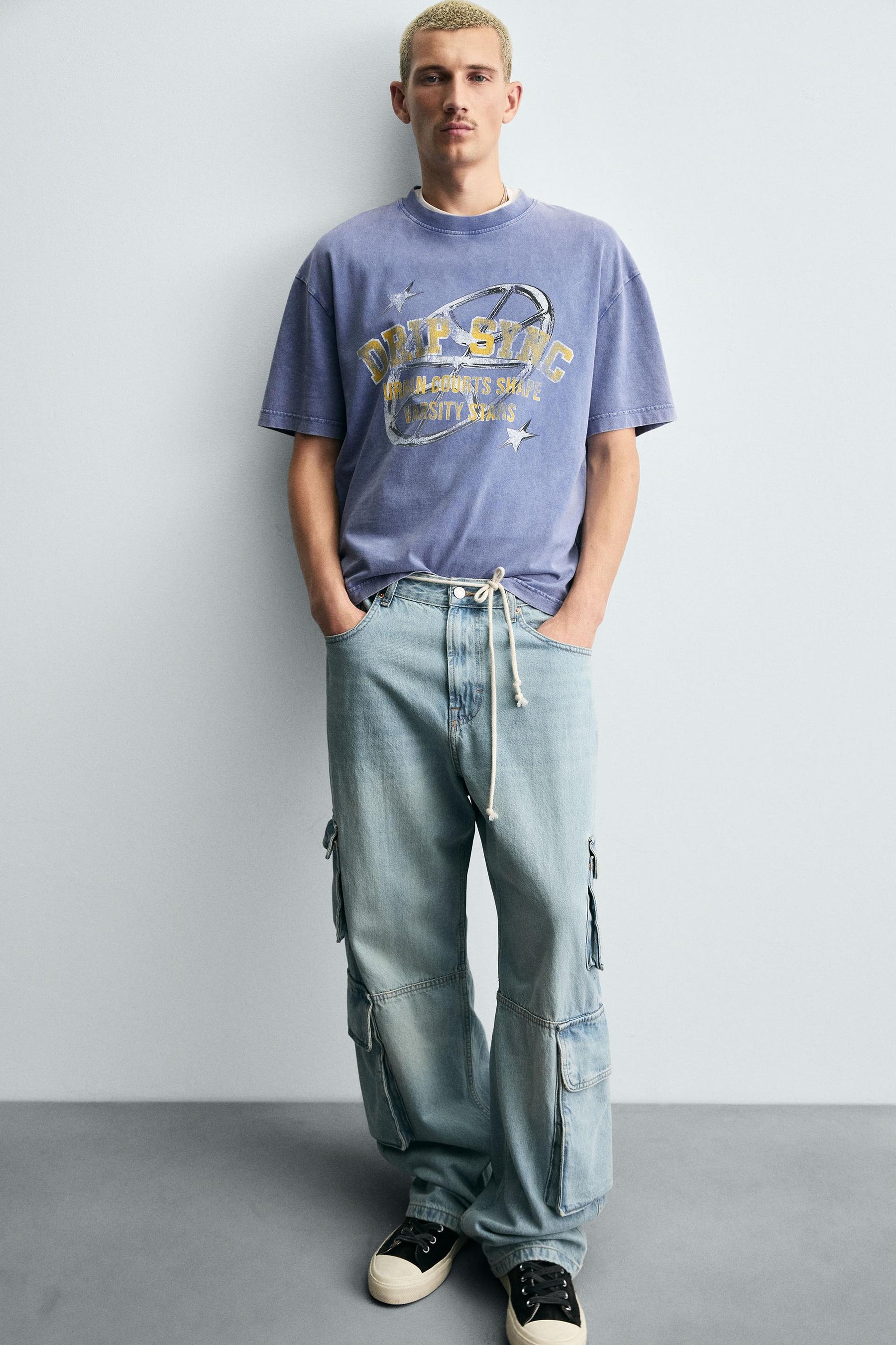 VARSITY GRAPHIC PRINT T-SHIRT - Image 6