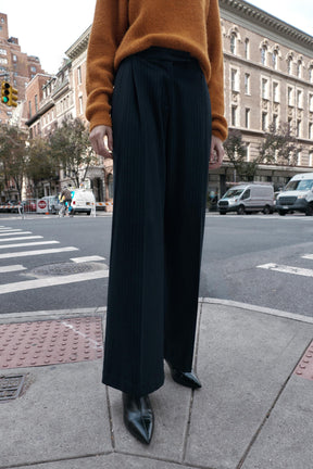 WIDE-LEG TROUSERS