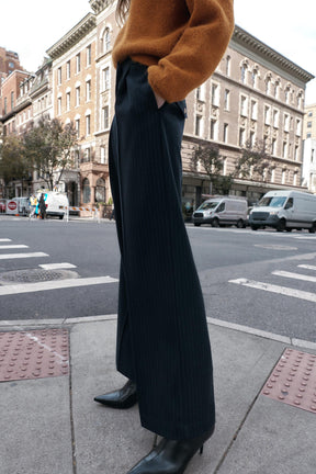 WIDE-LEG TROUSERS