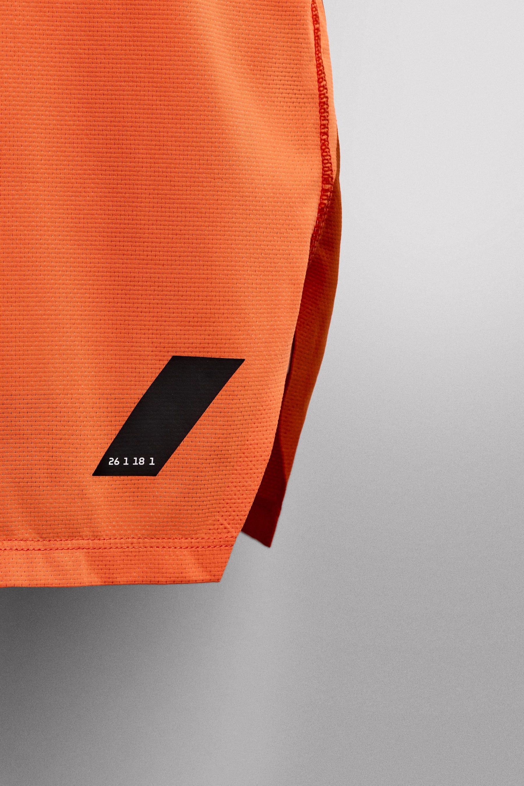 COLOUR BLOCK TECHNICAL TANK TOP - Image 7