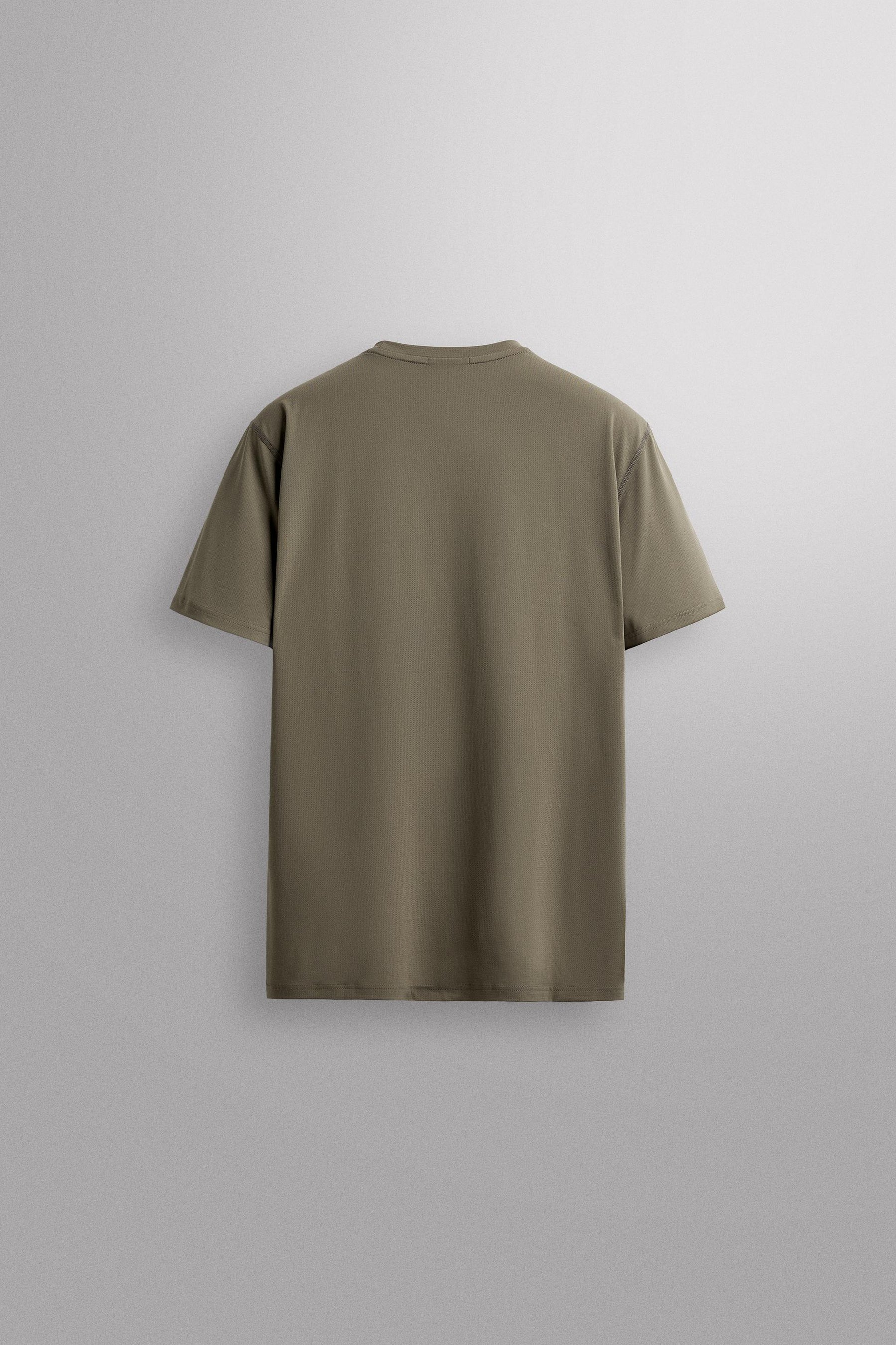 BASIC TECHNICAL T-SHIRT - Image 6