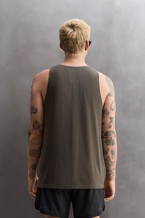 SEAMLESS TANK TOP - Image 3