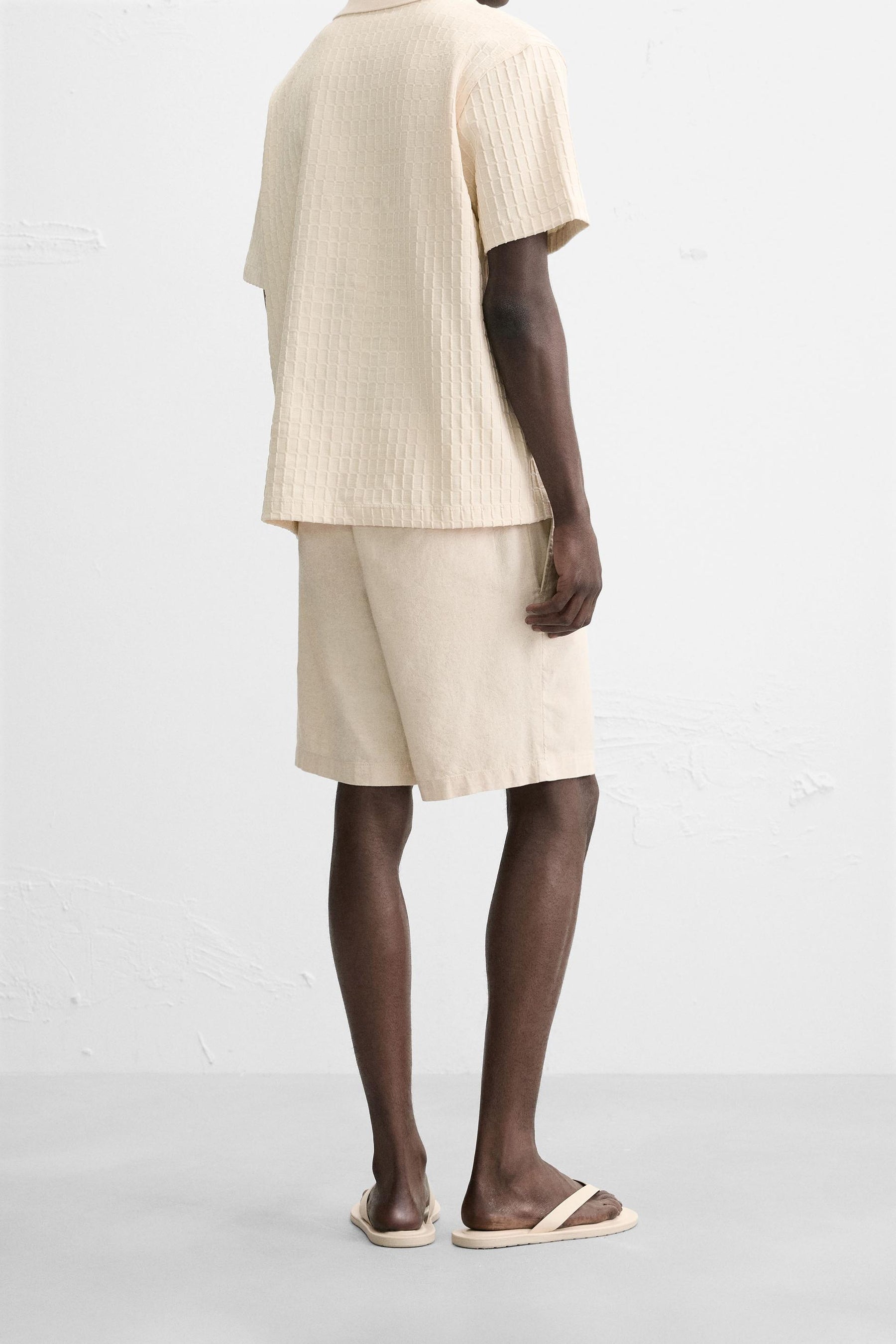 COTTON/LINEN BERMUDA SHORTS - Image 3