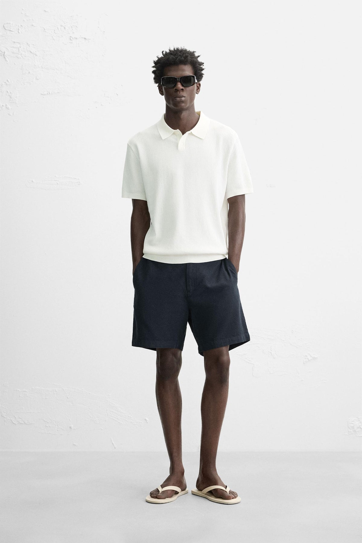 COTTON/LINEN BERMUDA SHORTS - Image 1