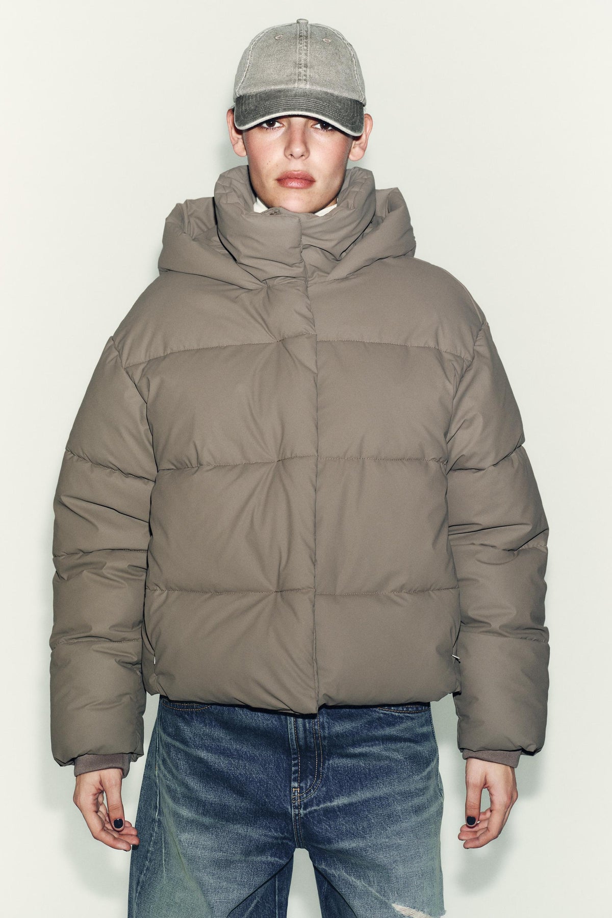 SHORT RUBBERISED WINDPROOF PUFFER