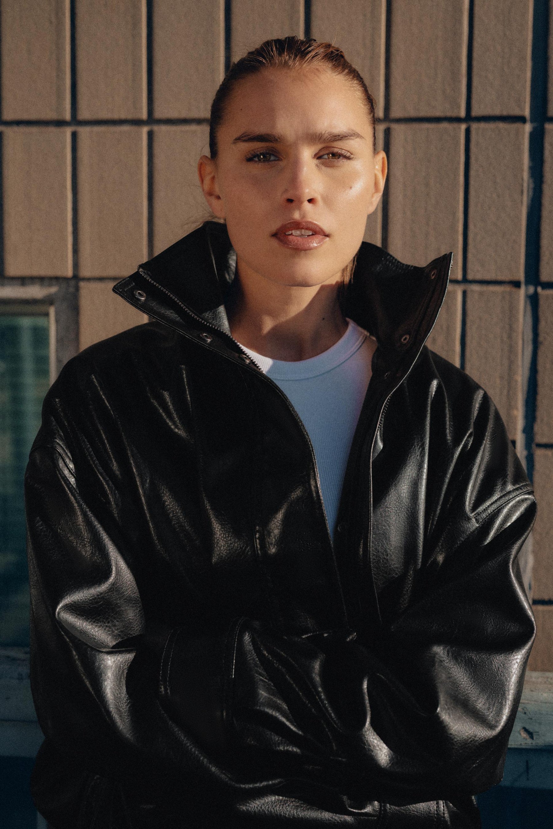 FAUX LEATHER VOLUME JACKET