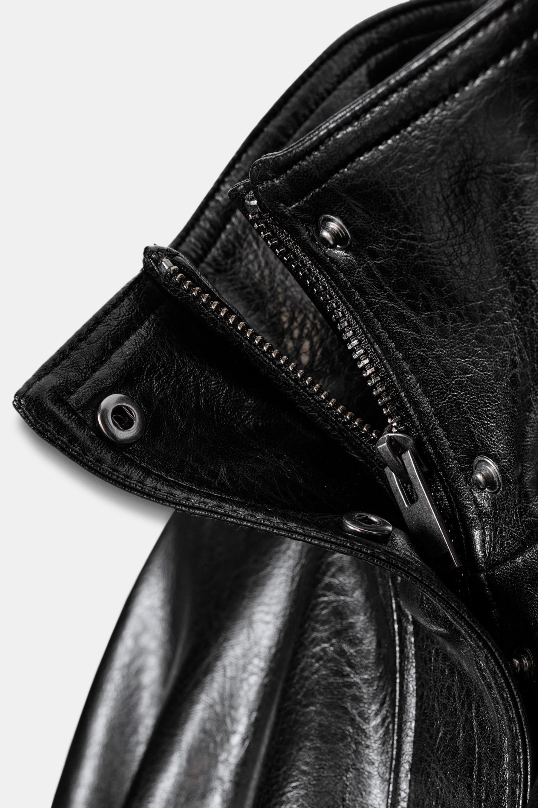 FAUX LEATHER VOLUME JACKET