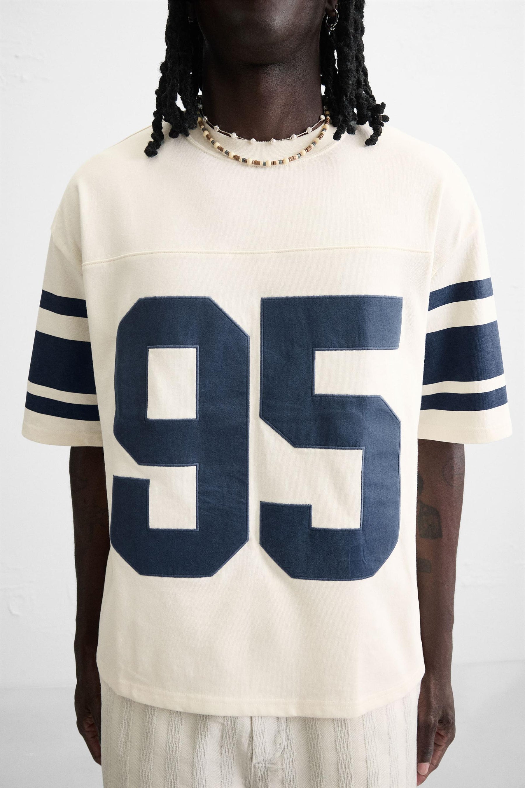 VARSITY PRINT T-SHIRT - Image 5
