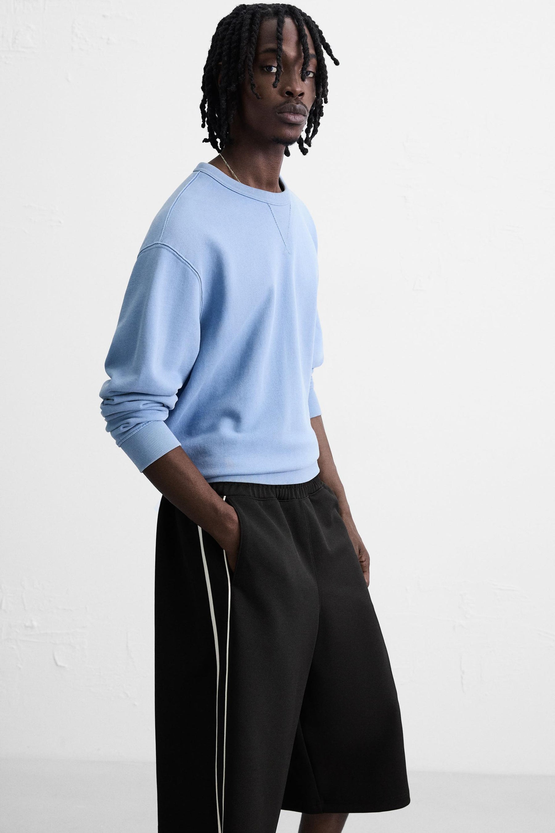 TECHNICAL STRIPE BERMUDA SHORTS - Image 5