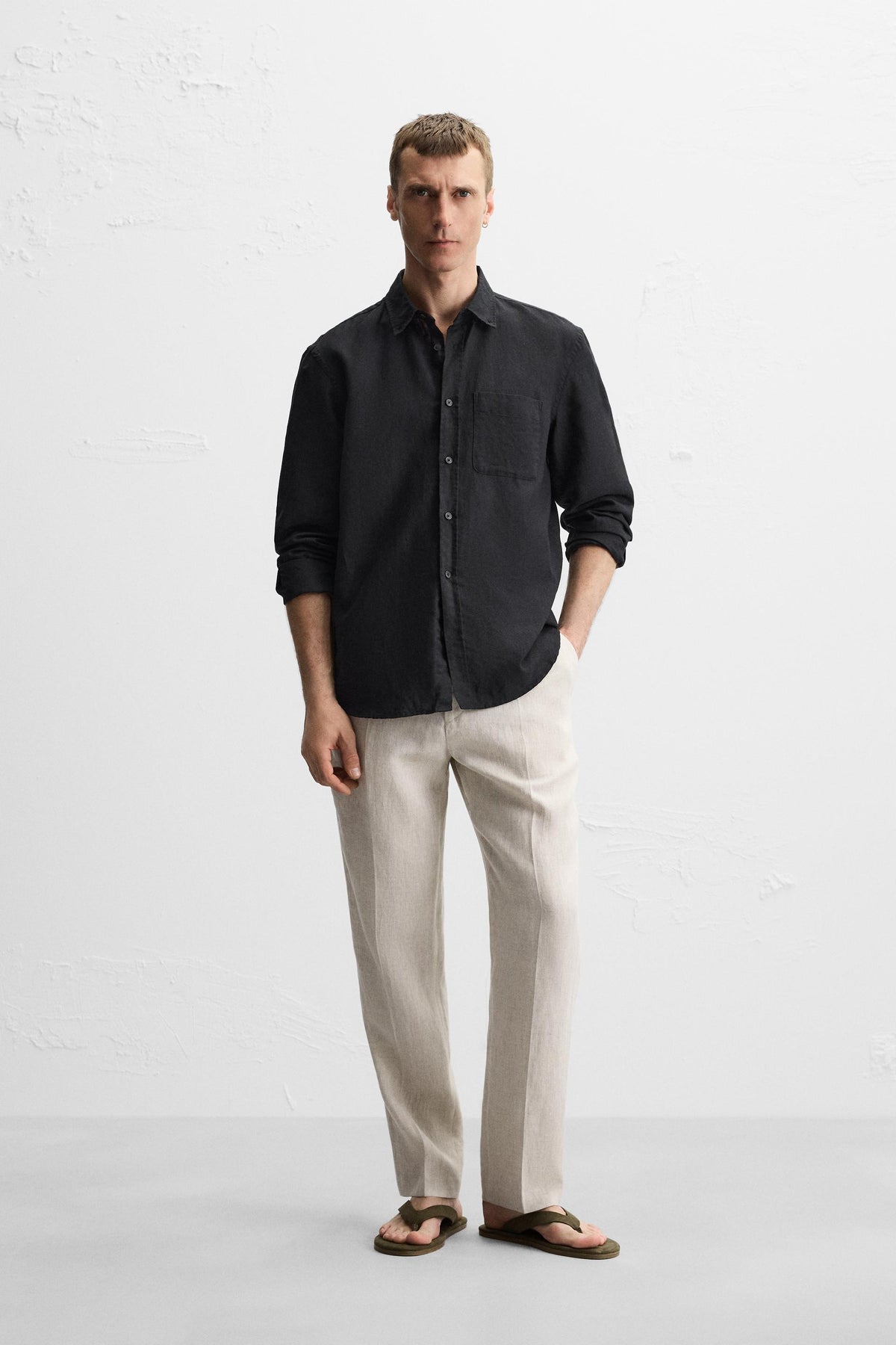 100% LINEN PLEATED TROUSERS - Image 1