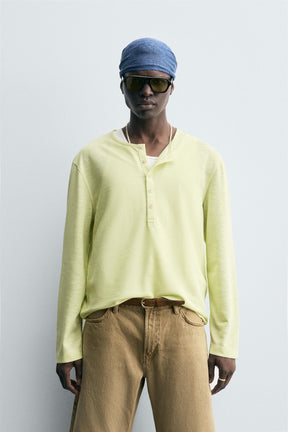 LIGHTWEIGHT GRANDAD COLLAR T-SHIRT - Image 2