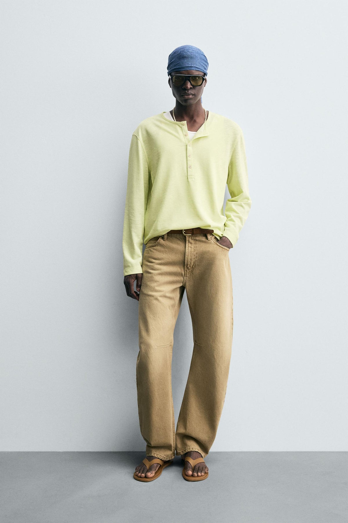 LIGHTWEIGHT GRANDAD COLLAR T-SHIRT - Image 1