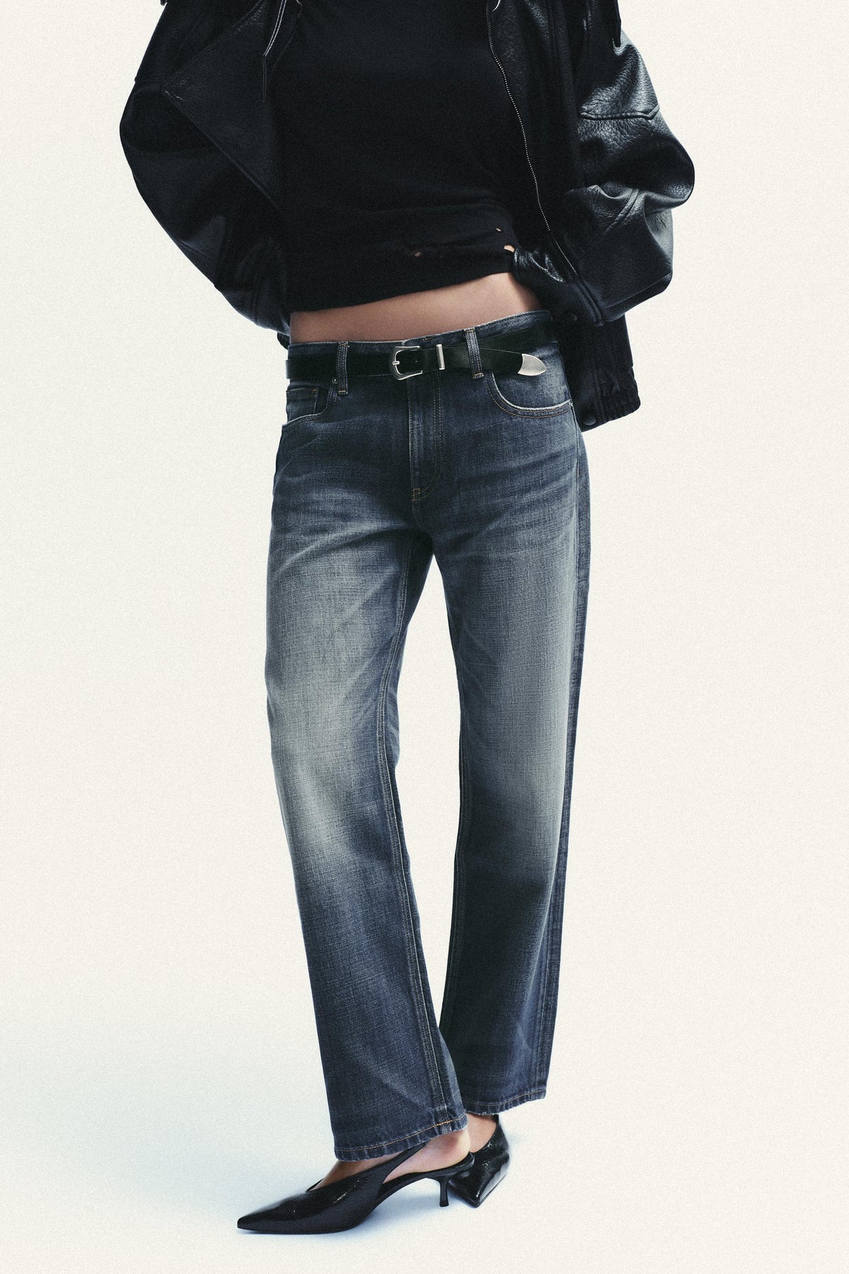 Cropped Straight Leg Jeans