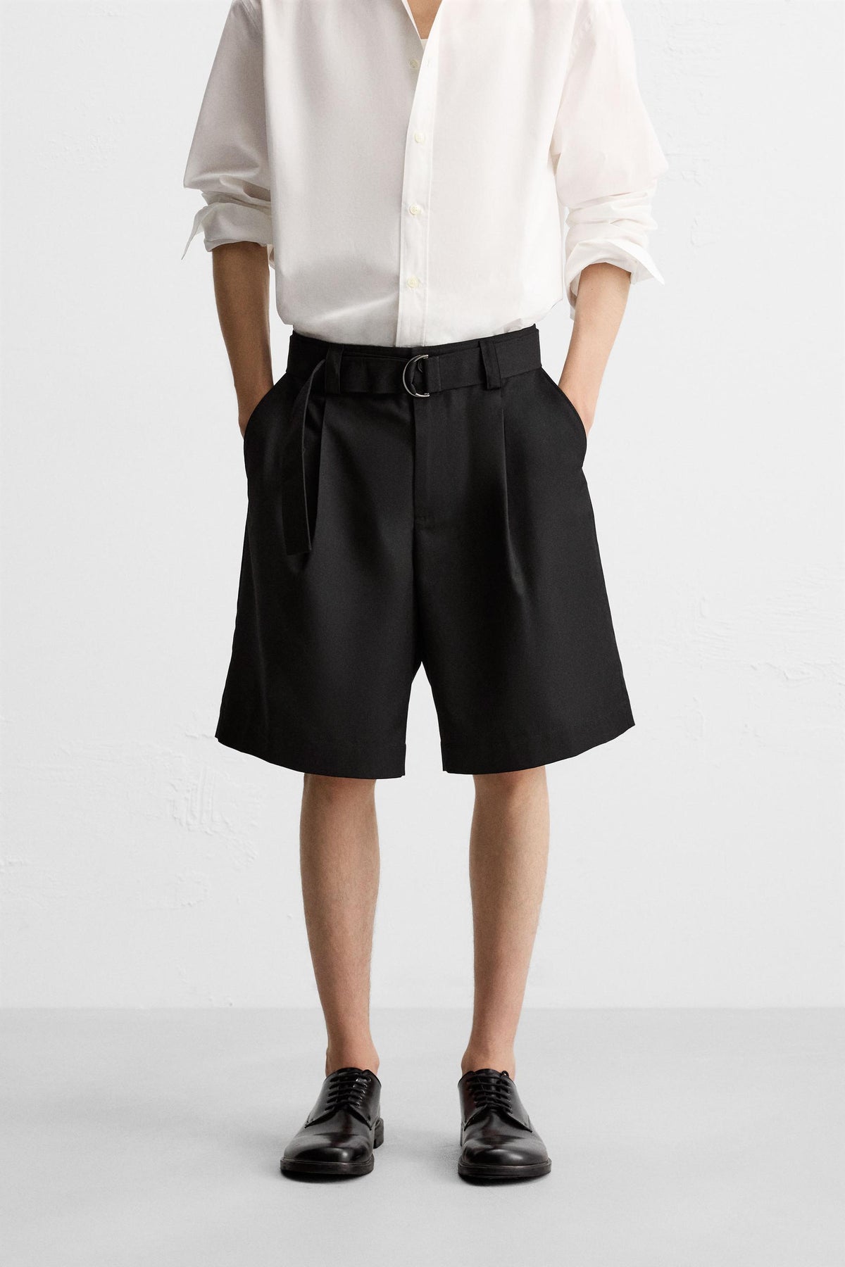 BELTED WIDE-LEG BERMUDA SHORTS - Image 2