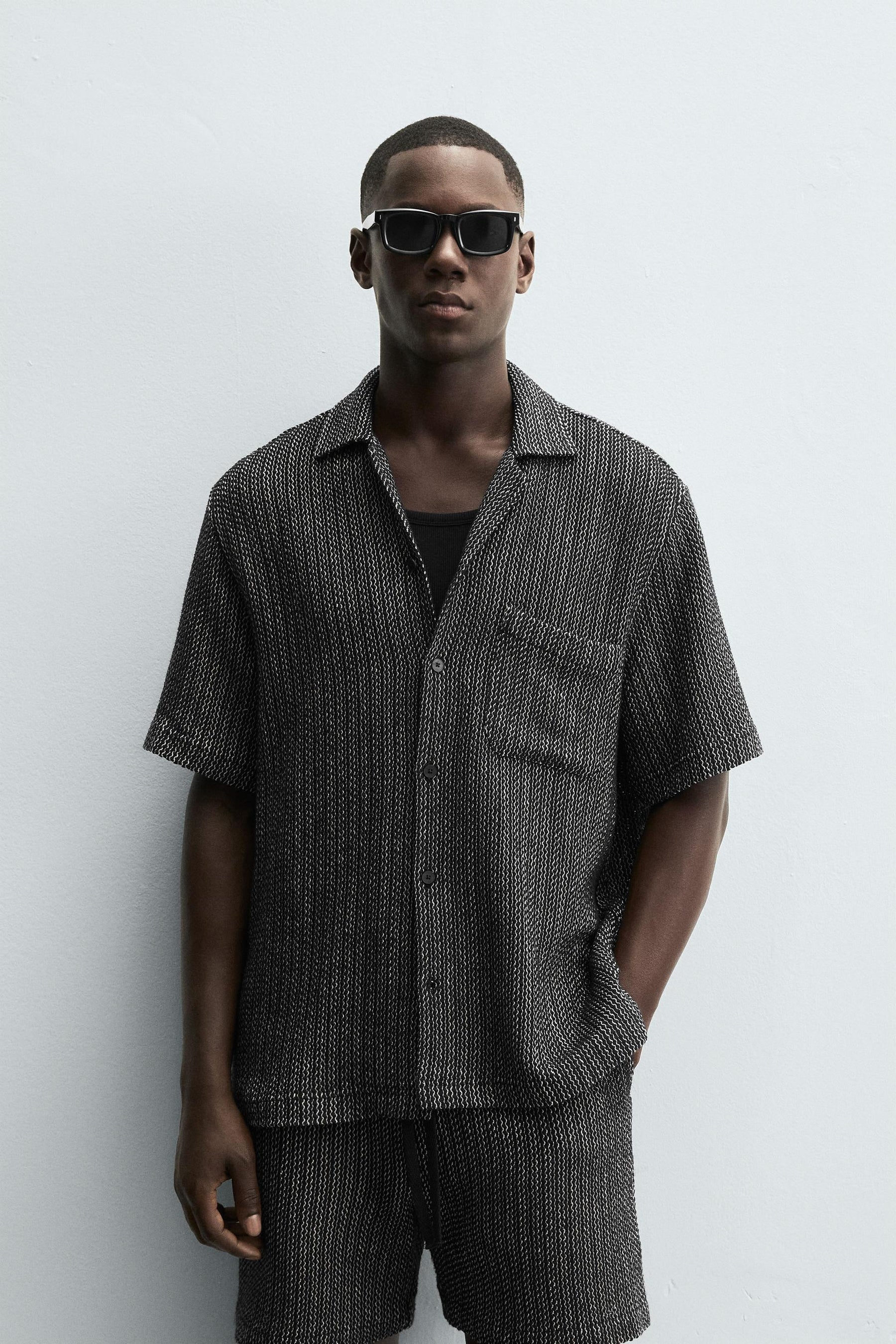 TEXTURED JACQUARD SHIRT - Image 2