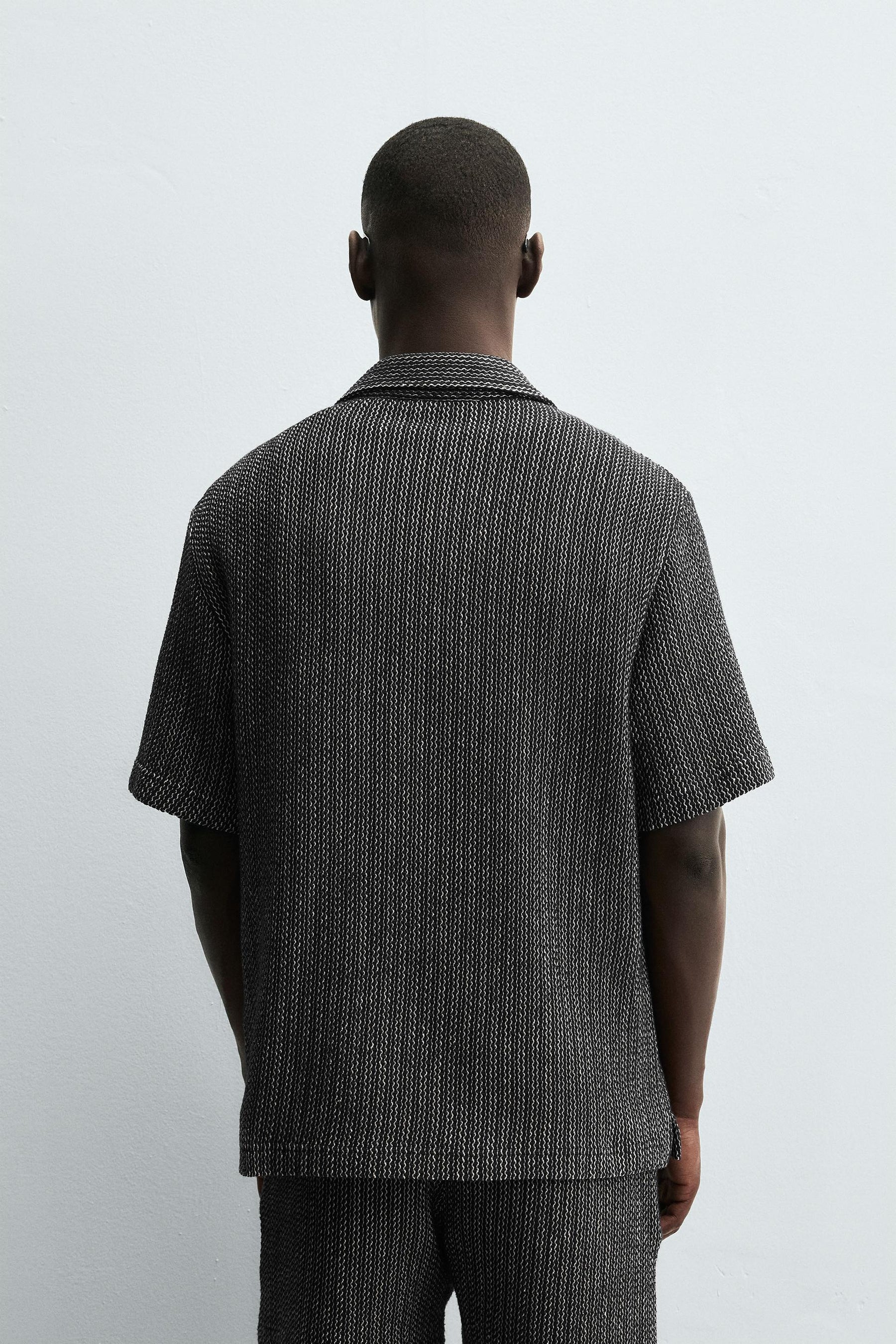 TEXTURED JACQUARD SHIRT - Image 3