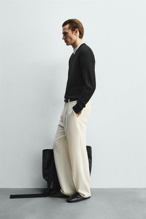 WOOL V-NECK JUMPER - Image 4