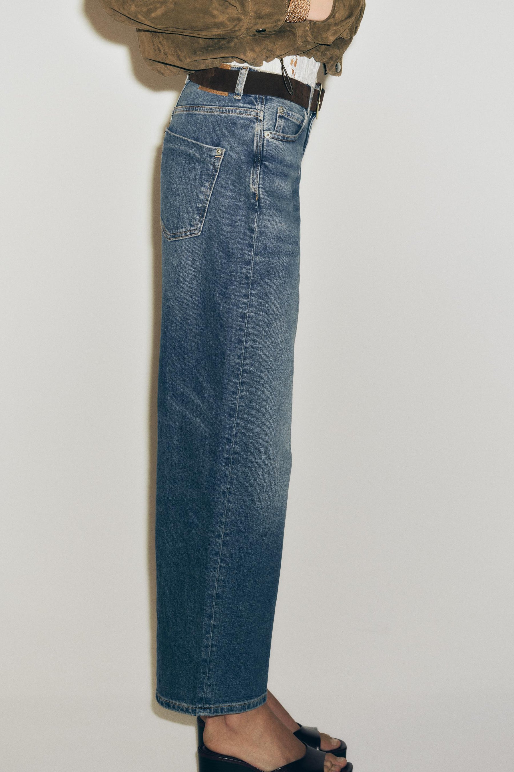 STRAIGHT LOOSE MID-WAIST JEANS