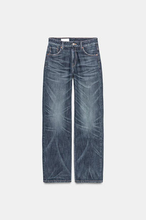 Mid-Waist Boyfriend Jeans