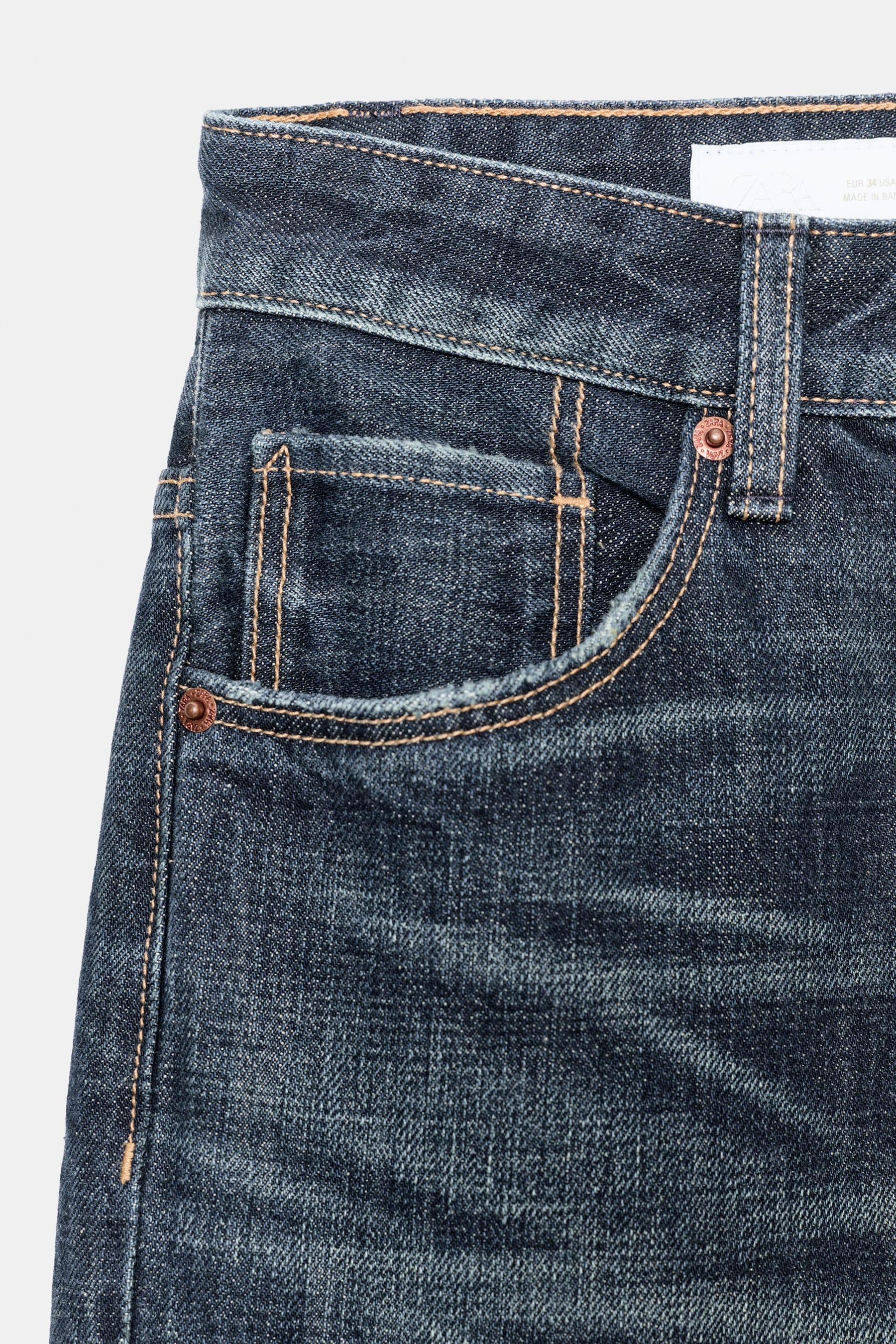 Mid-Waist Boyfriend Jeans